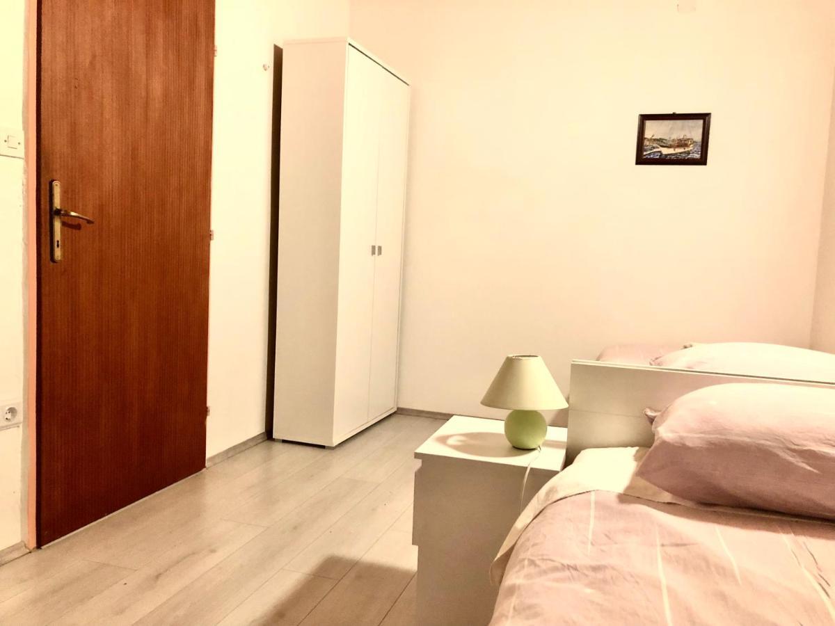 Nar Apartment Mrljane エクステリア 写真